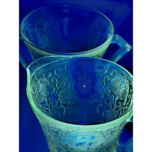 1930's Hazel Atlas Florentine Poppy 2 Green Depression Creamer & Sugar Uranium